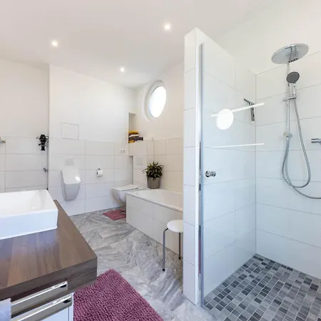Apartment Rheinland - Stilvolle, Moderne Mit Kostenfreiem Wlan Und Parkplatz