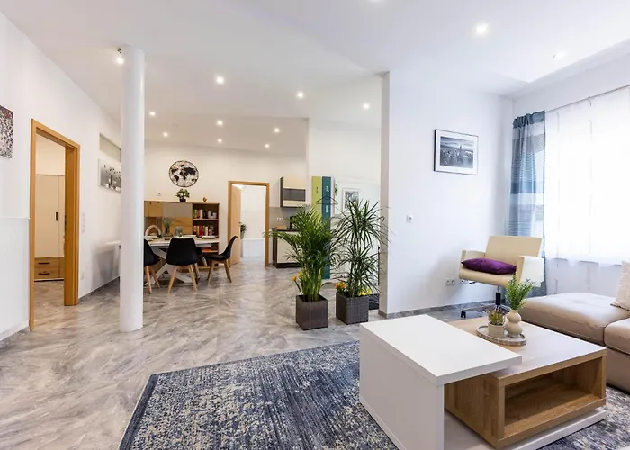 公寓 Rheinland - Stilvolle, Moderne Mit Kostenfreiem Wlan Und Parkplatz 安德纳赫