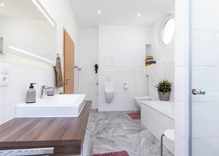 Rheinland - Stilvolle, Moderne Mit Kostenfreiem Wlan Und Parkplatz דירה אנדרנאך